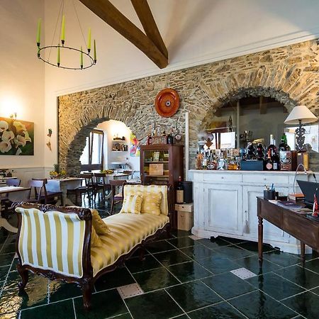 Ispani Inn Resort Екстериор снимка