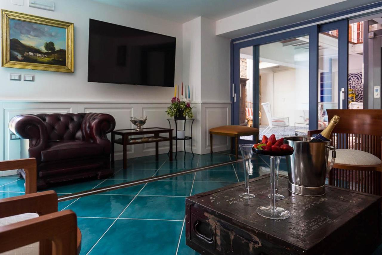 Ispani Inn Resort Екстериор снимка