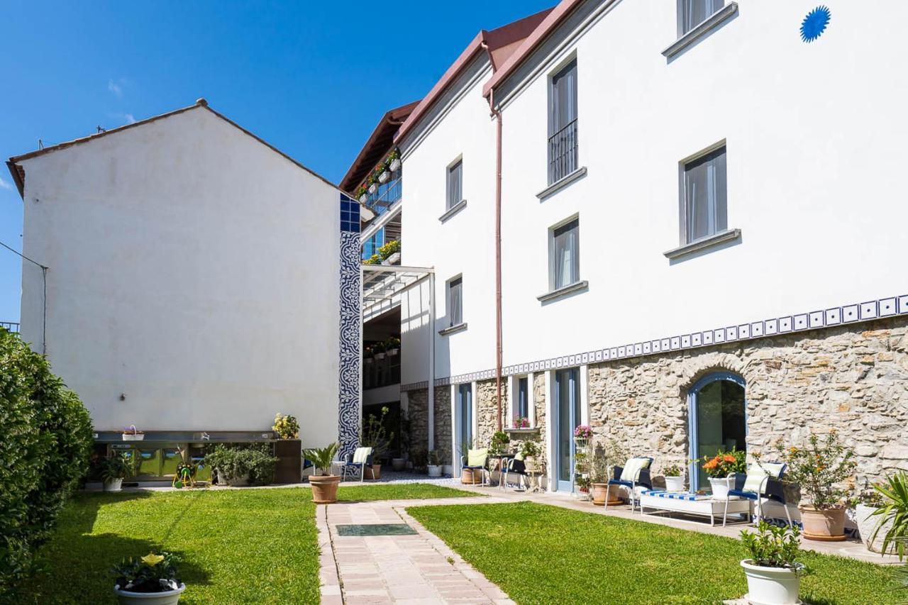 Ispani Inn Resort Екстериор снимка
