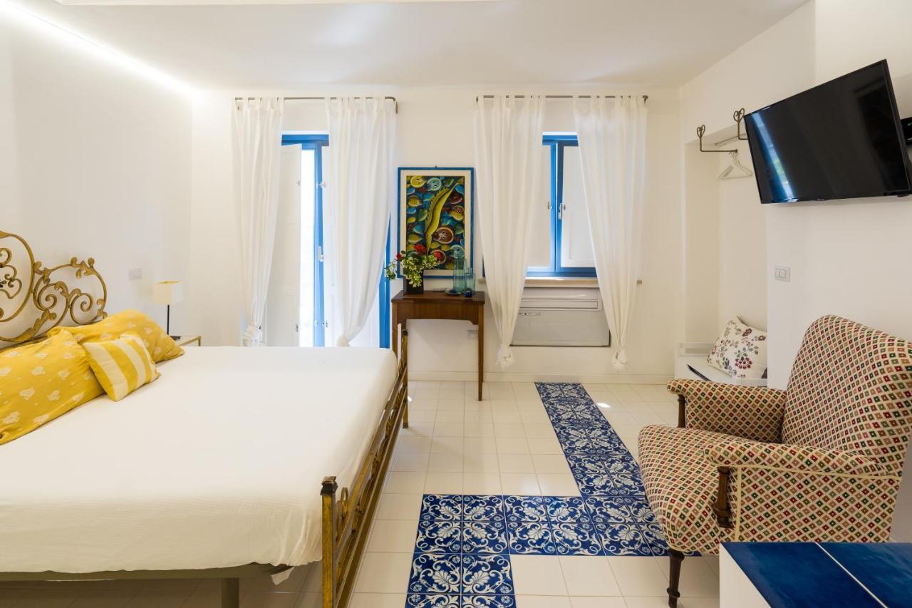 Ispani Inn Resort Екстериор снимка