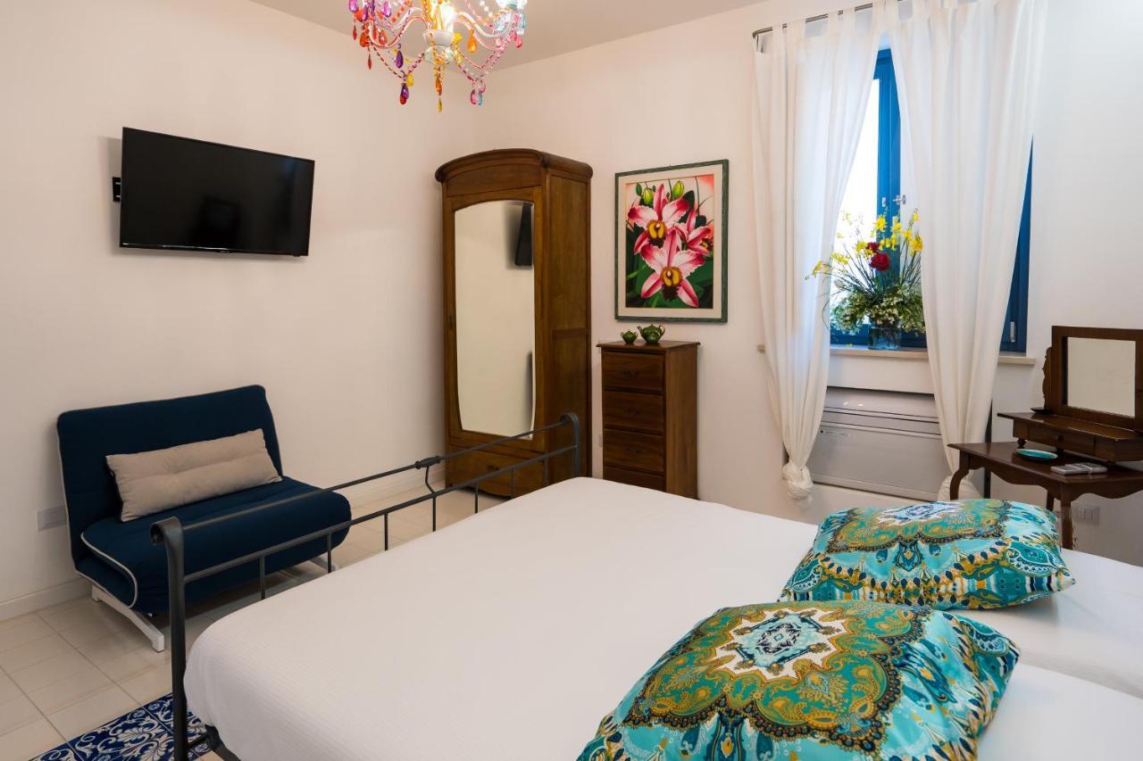 Ispani Inn Resort Екстериор снимка